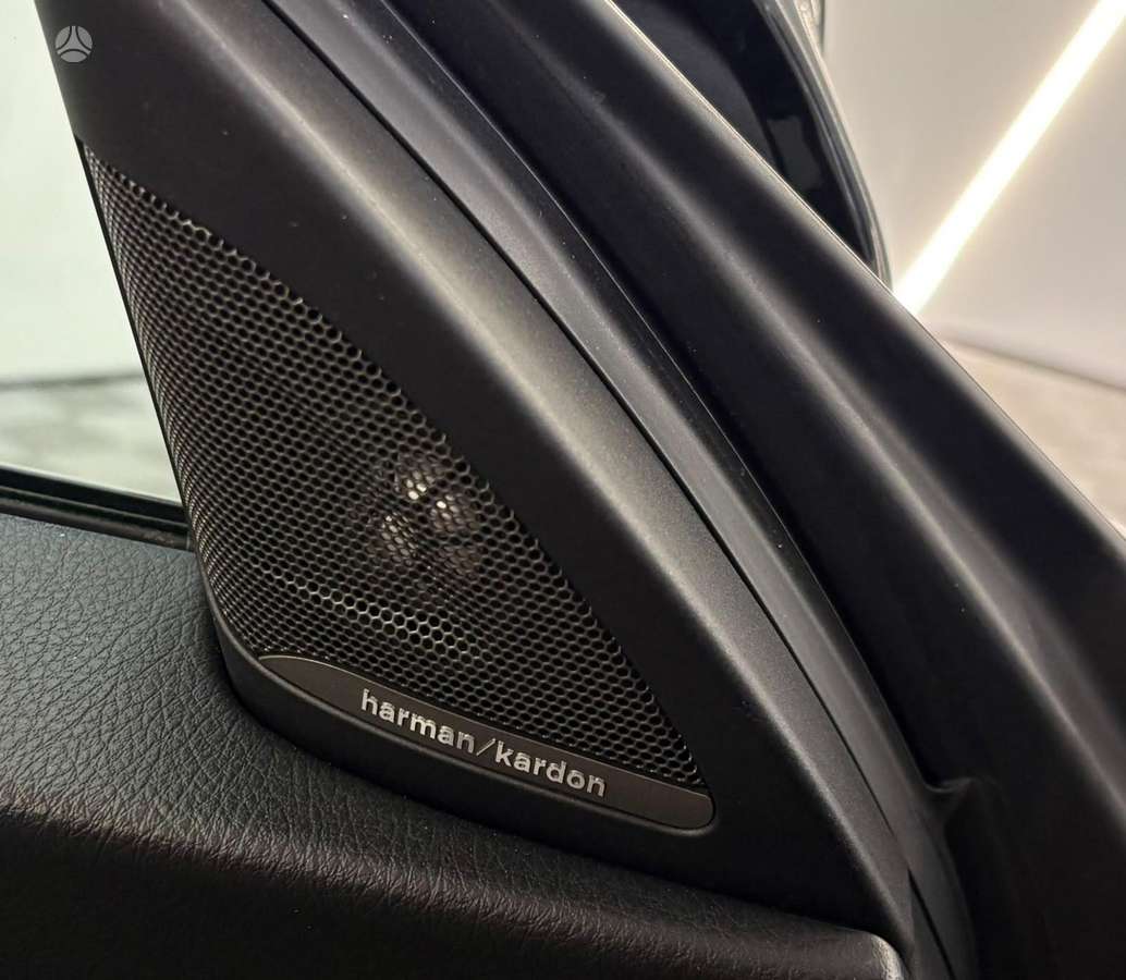 BMW 228, 2.0 l., Кабриолет