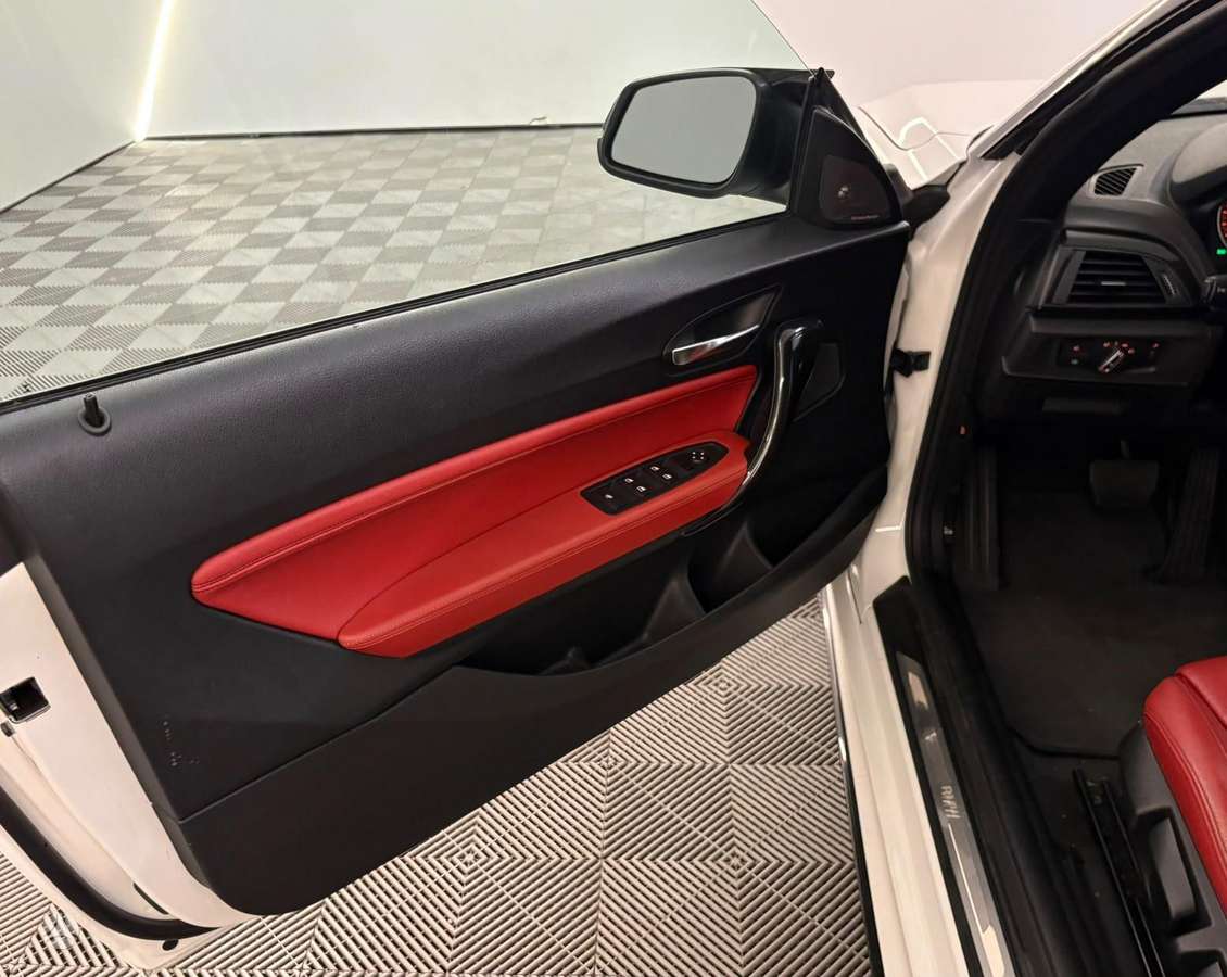 BMW 228, 2.0 l., Кабриолет