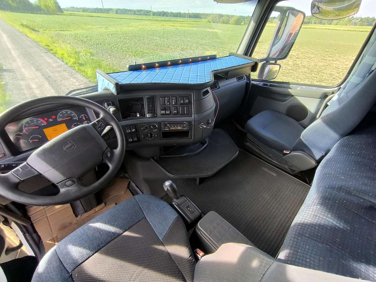 Volvo FH 12, flatbeds