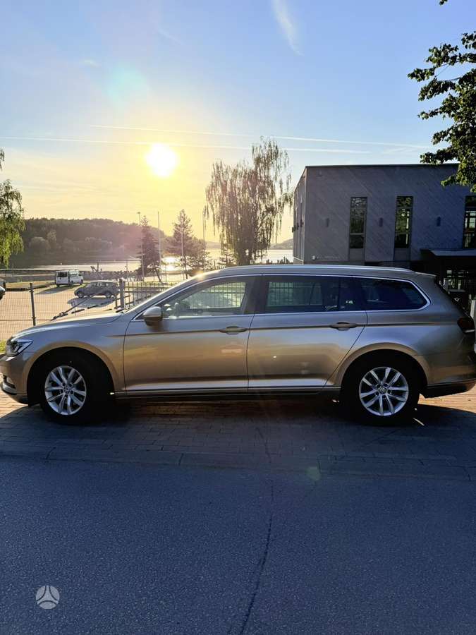 Volkswagen Passat, 1.8 l., Универсал