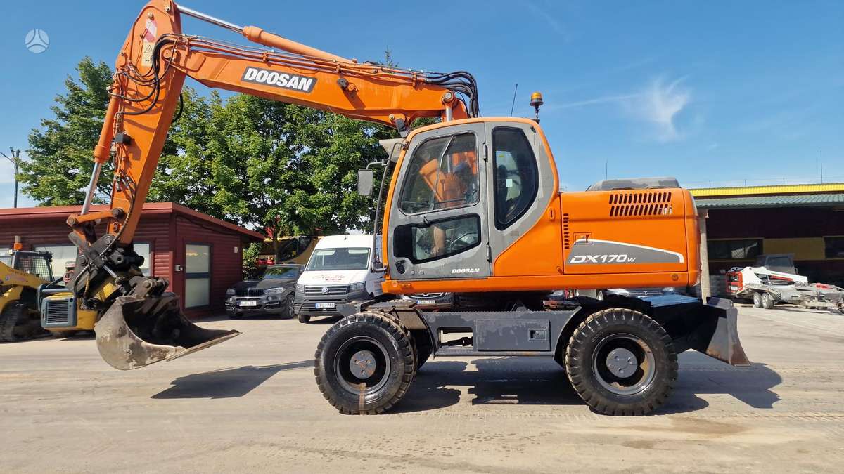 Doosan DX170W + Roto, экскаваторы