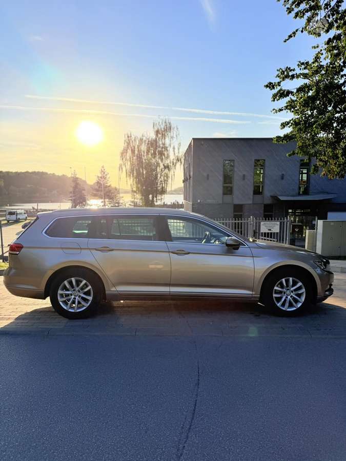Volkswagen Passat, 1.8 l., Универсал