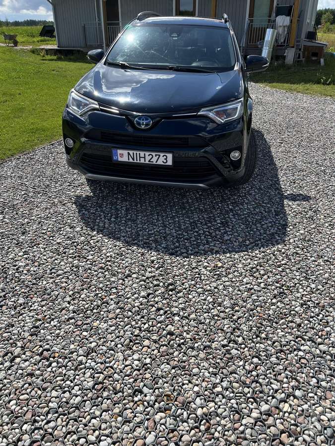 Toyota RAV4 - 3