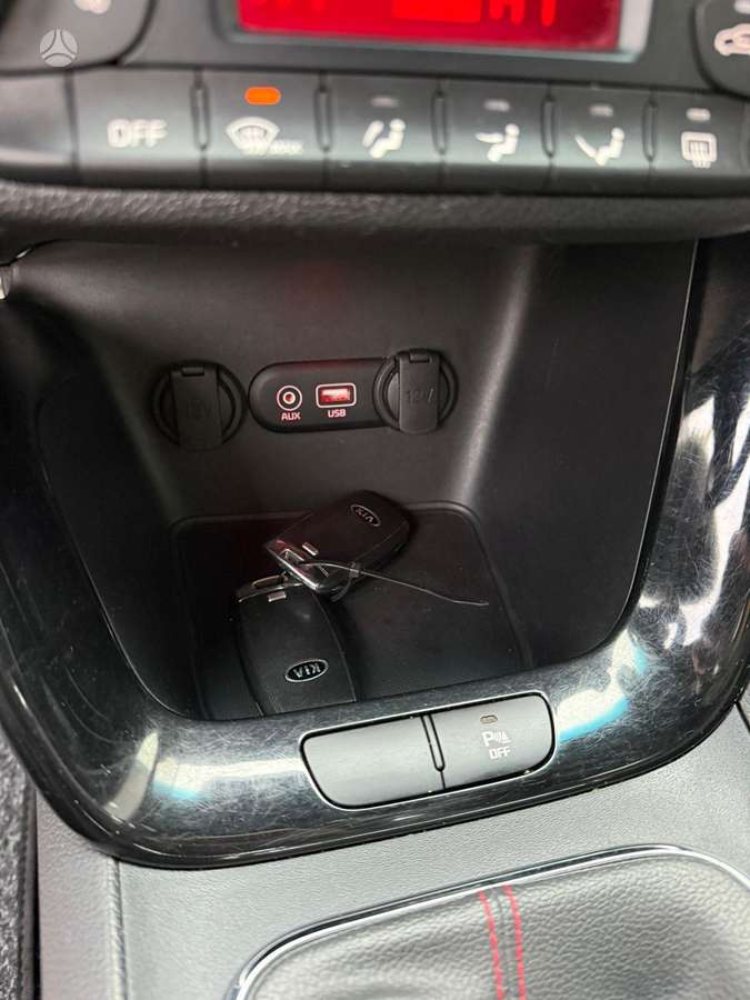 Kia Ceed, 1.6 l., hatchback