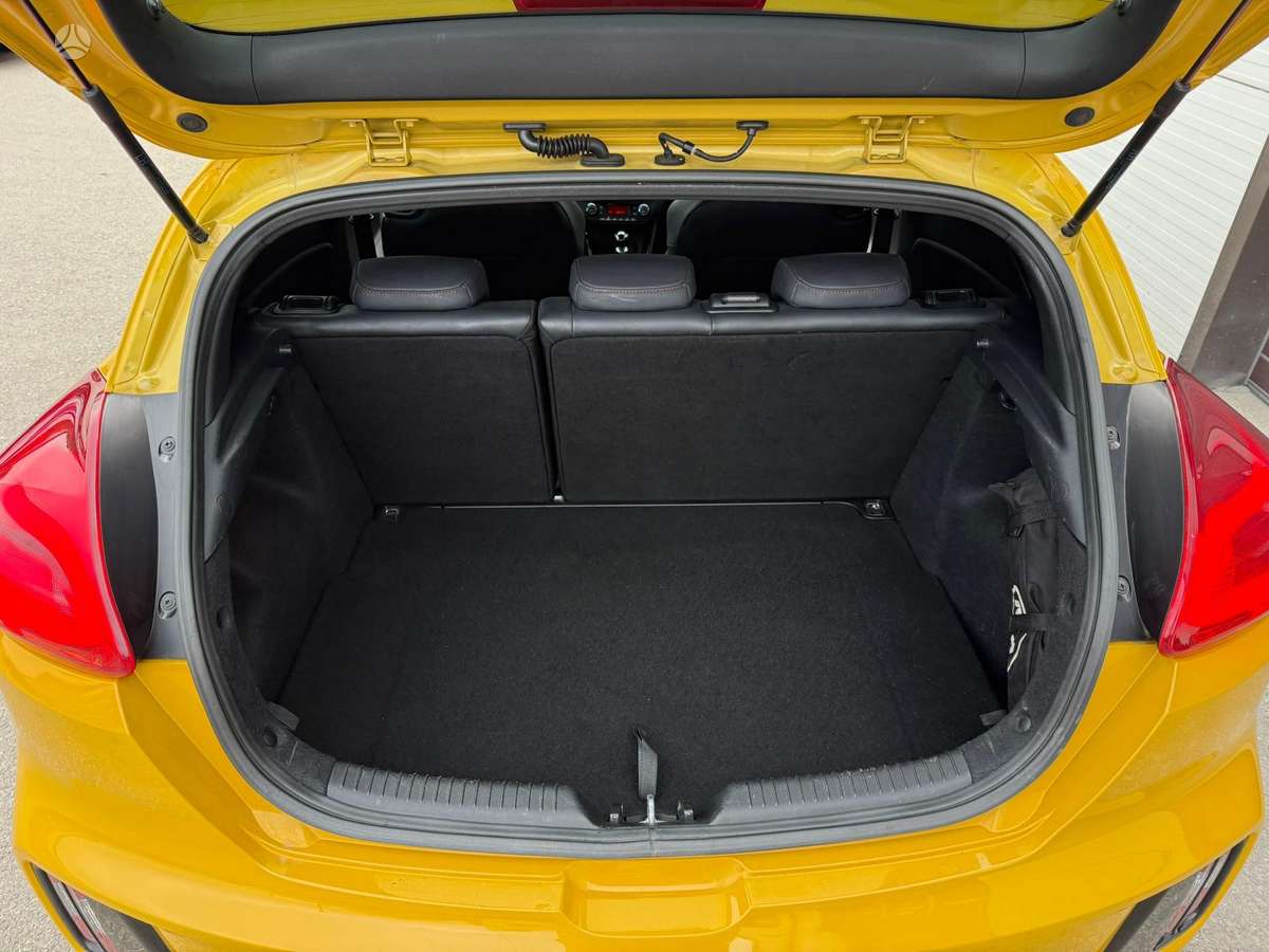 Kia Ceed, 1.6 l., hatchback