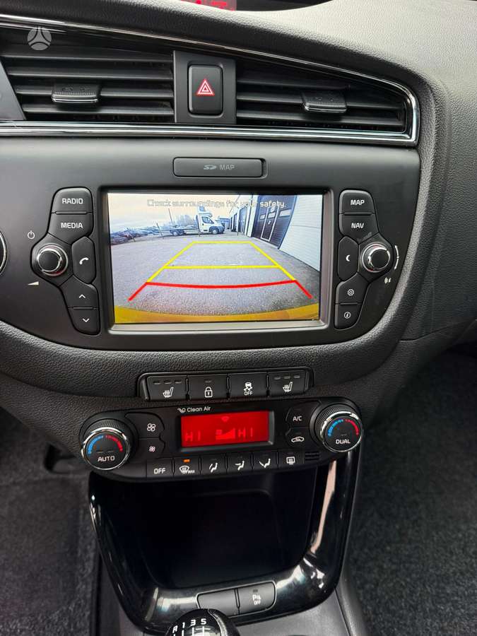 Kia Ceed, 1.6 l., Хэтчбек
