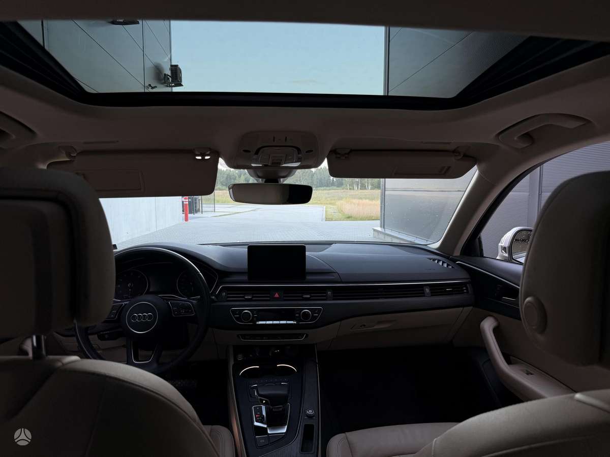 Audi A4, 2.0 l., Седан