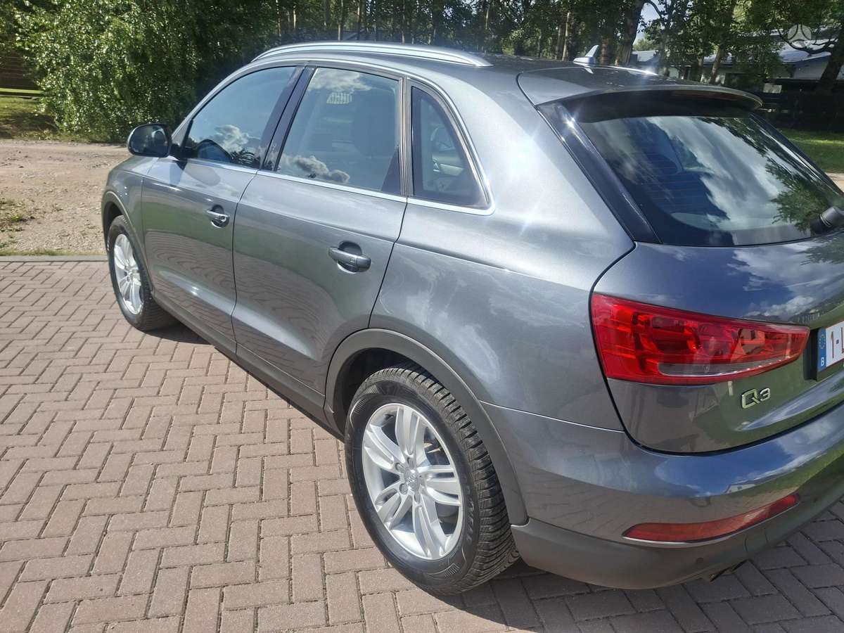 Audi Q3, 2.0 l., hatchback