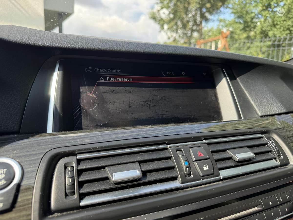 BMW 520, 2.0 l., Седан