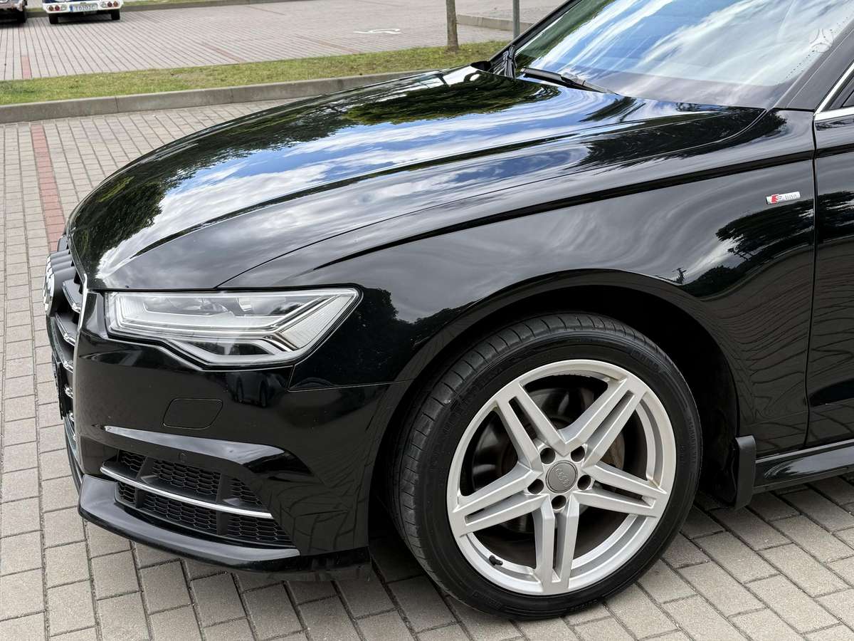 Audi A6, 2.0 l., Седан