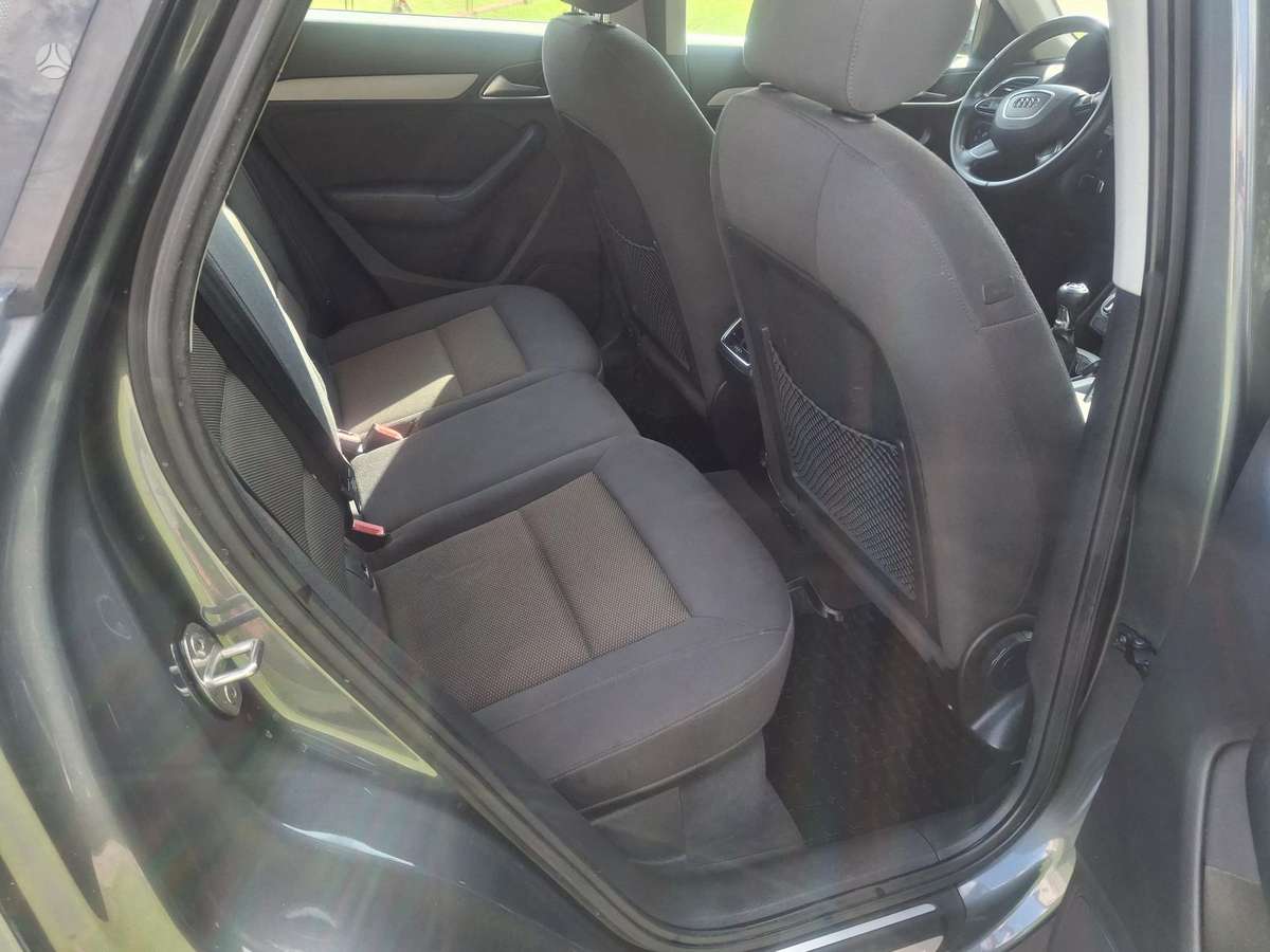 Audi Q3, 2.0 l., hatchback
