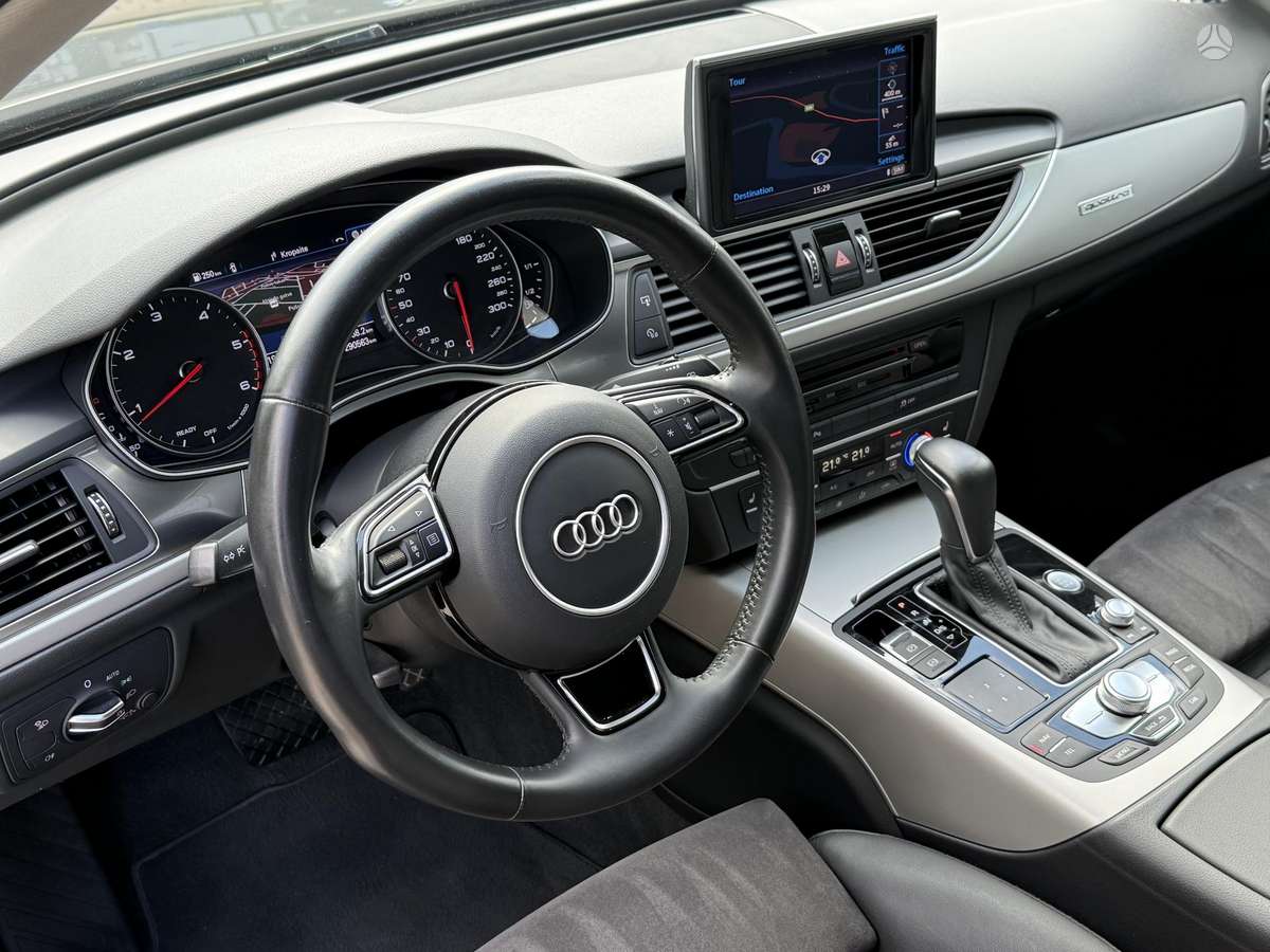 Audi A6, 2.0 l., Седан