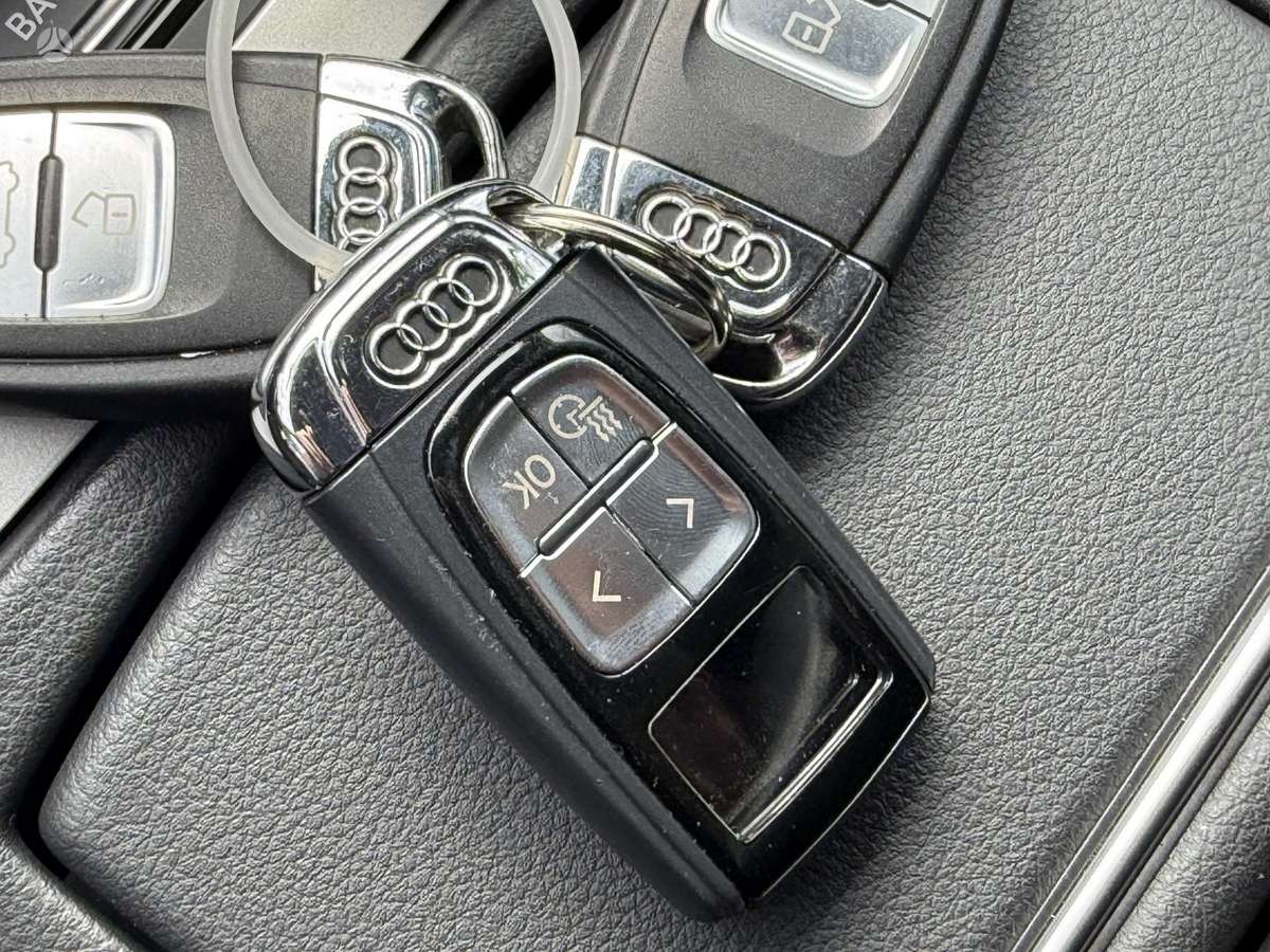 Audi A6, 2.0 l., Седан