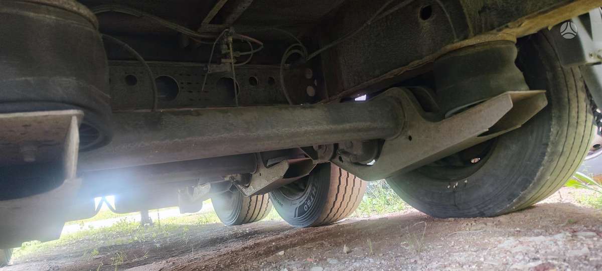 Schmitz Krone SD, bortinės su užuolaidomis