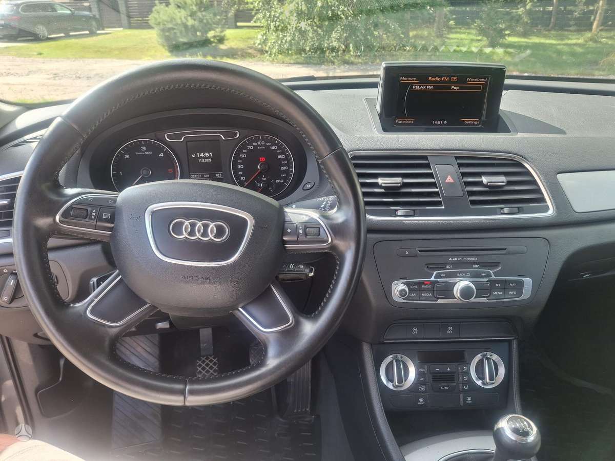 Audi Q3, 2.0 l., hatchback
