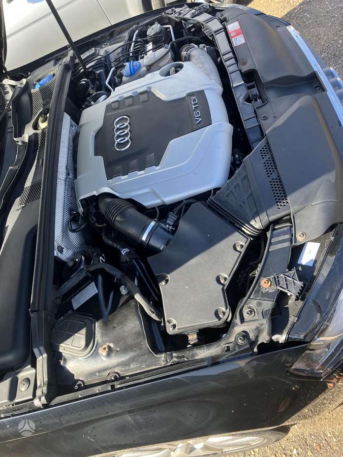 Audi A4, 2.7 l., sedanas