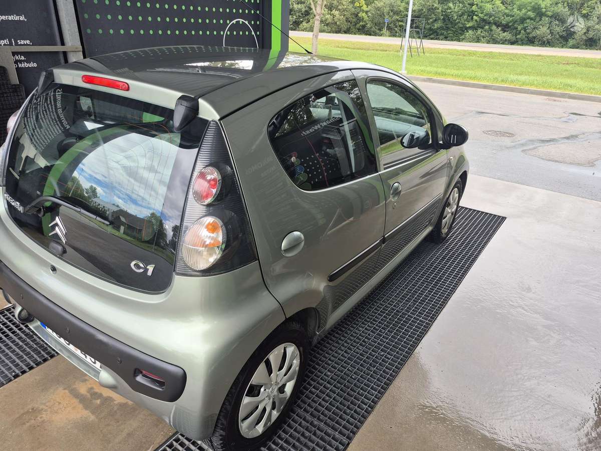 Citroen C1, 1.0 l., Хэтчбек