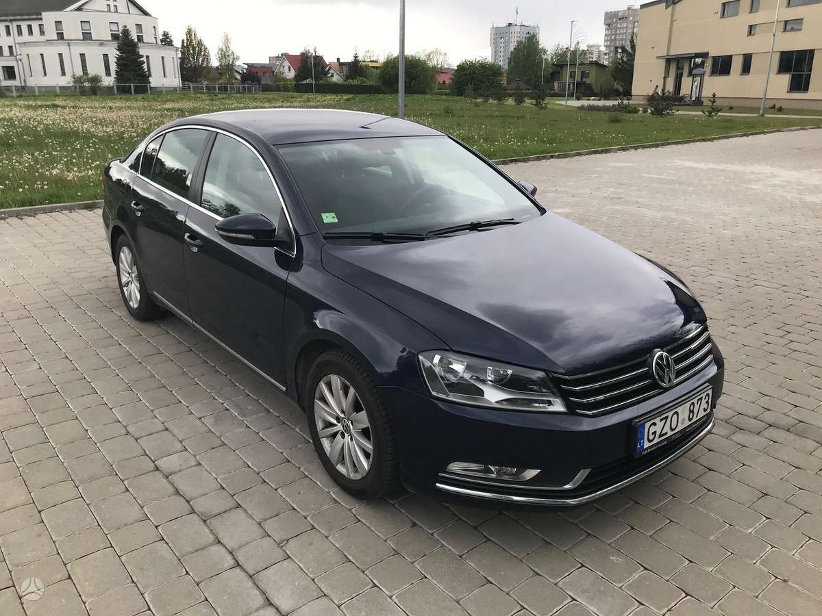 Volkswagen Passat - 2