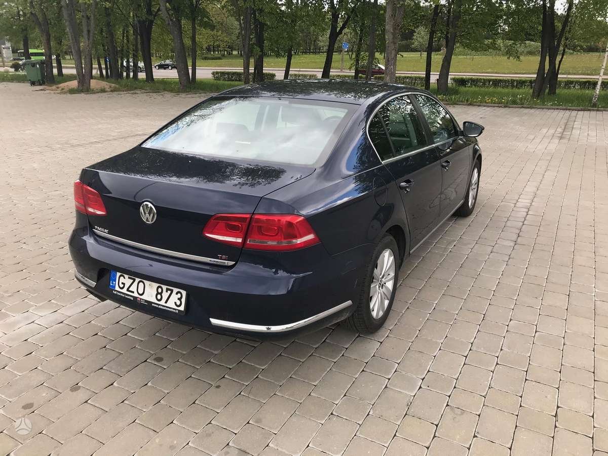 Volkswagen Passat - 3