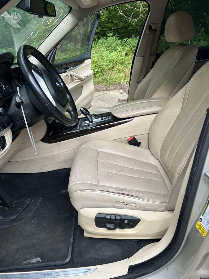 BMW X5, 3.0 l., off-road / crossover