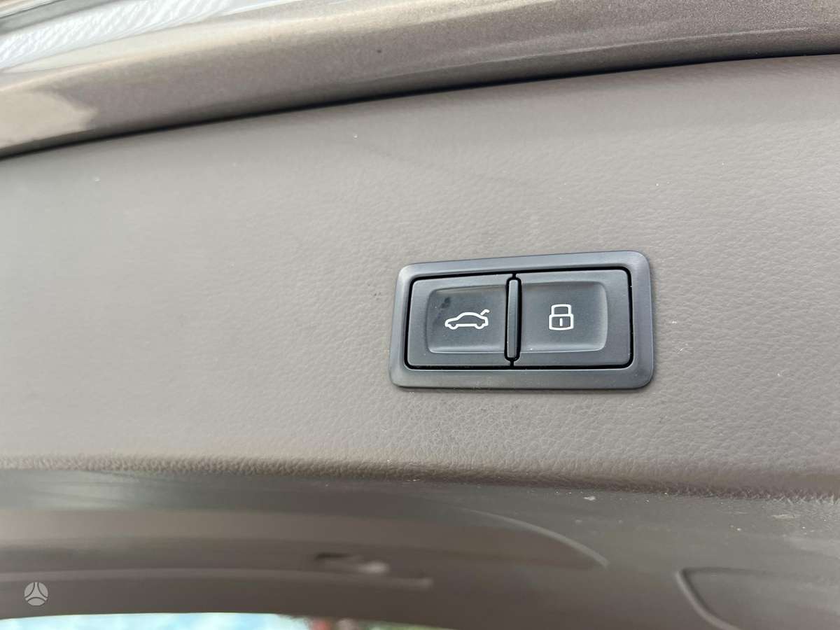 Audi A6, 2.0 l., universalas