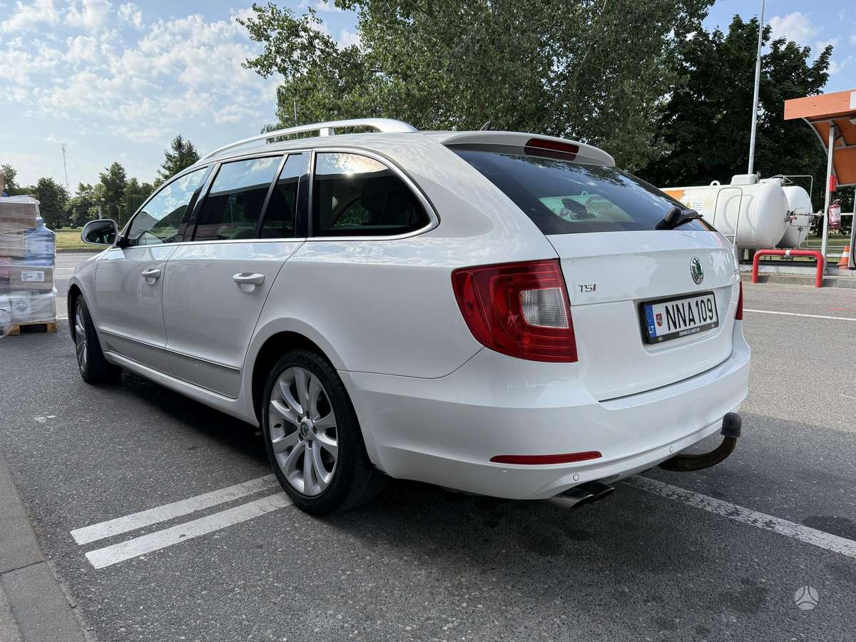 Skoda Superb, 1.8 l., Универсал