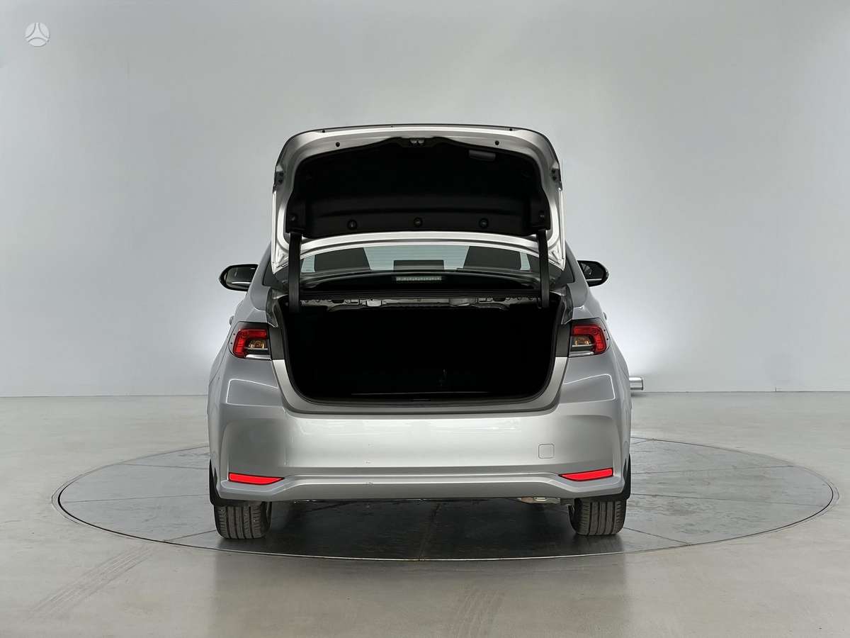 Toyota Corolla - 10