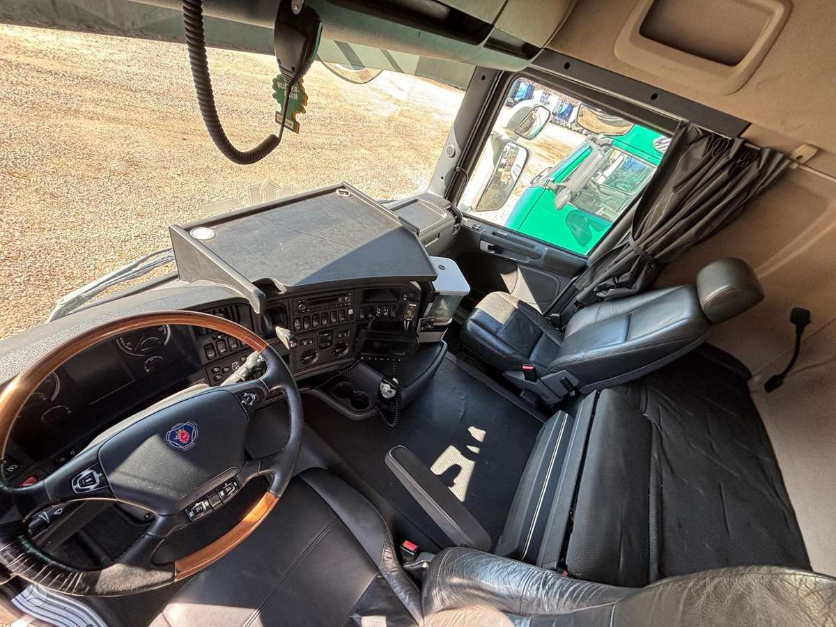Scania G440, с краном