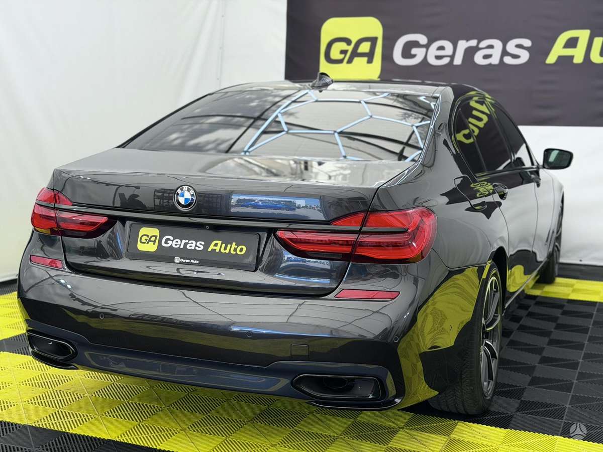 BMW 740, 3.0 l., Седан