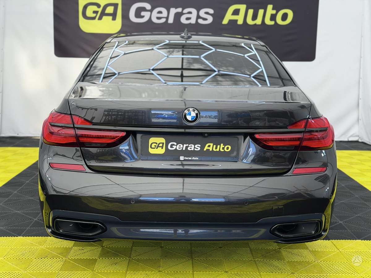 BMW 740, 3.0 l., Седан
