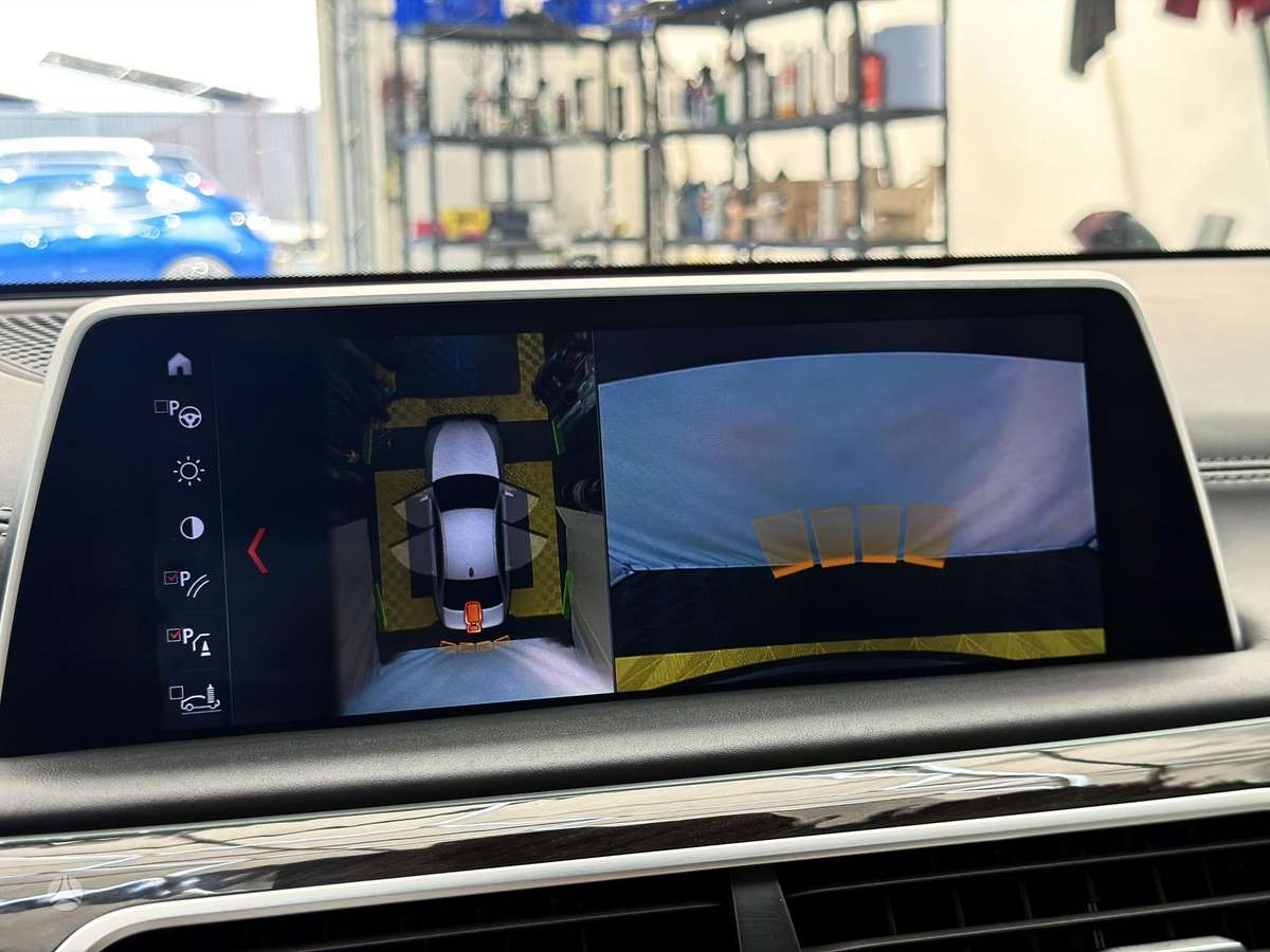 BMW 740, 3.0 l., Седан