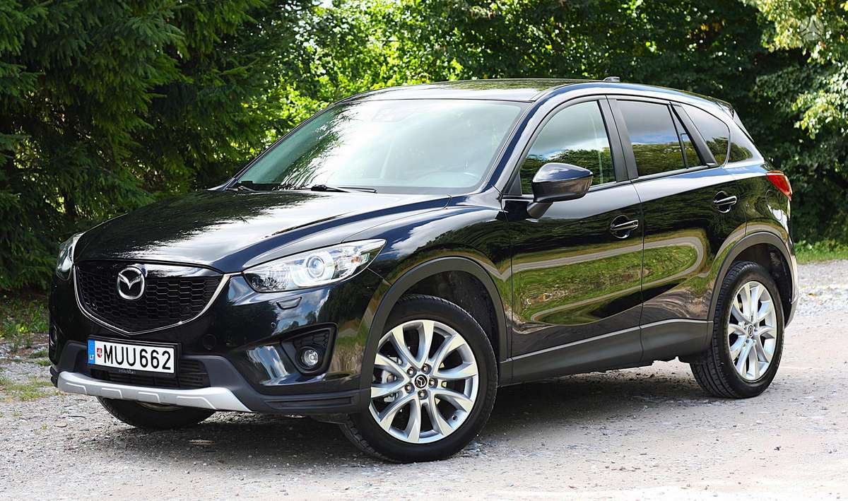 Mazda CX-5, 2.2 l., off-road / crossover