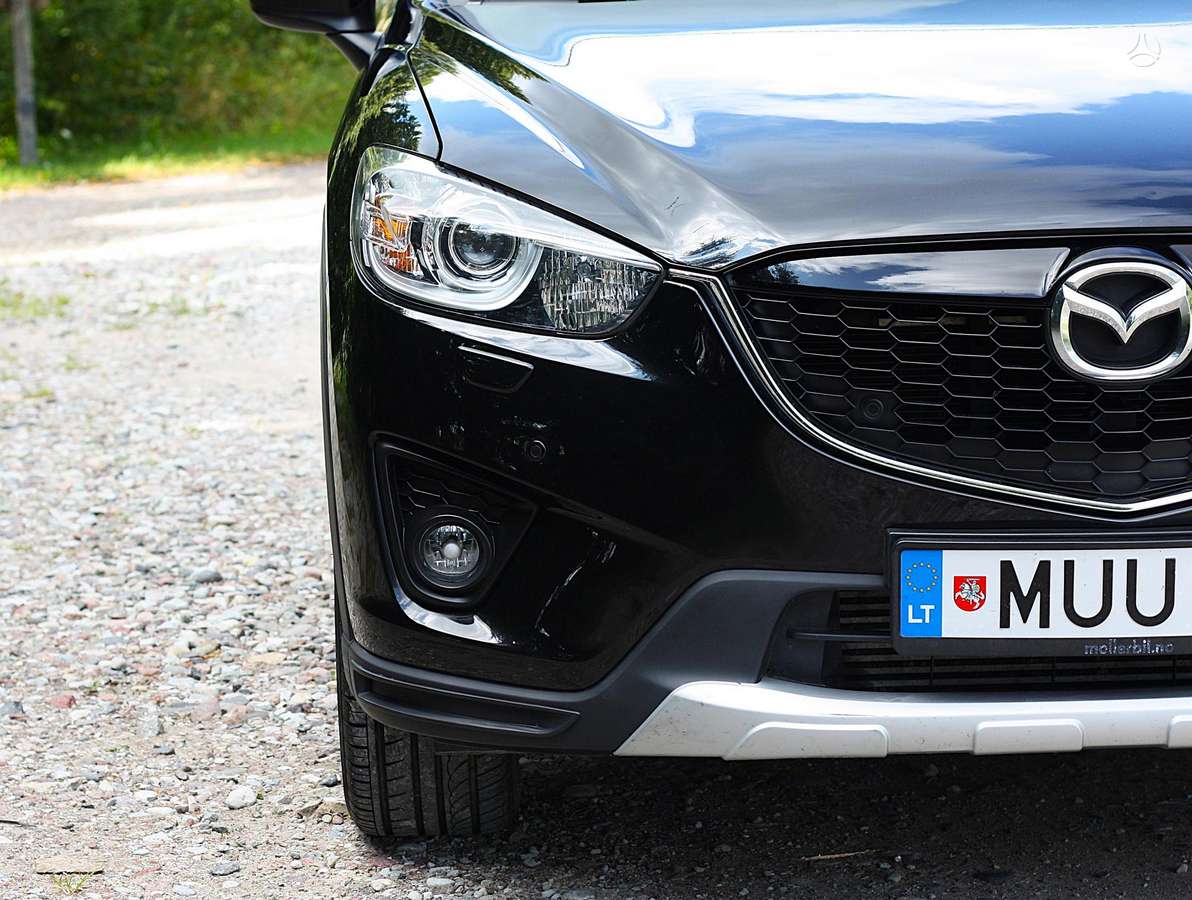 Mazda CX-5, 2.2 l., off-road / crossover