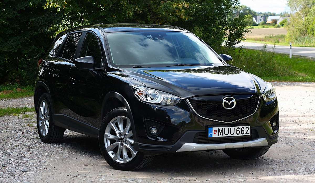 Mazda CX-5, 2.2 l., off-road / crossover