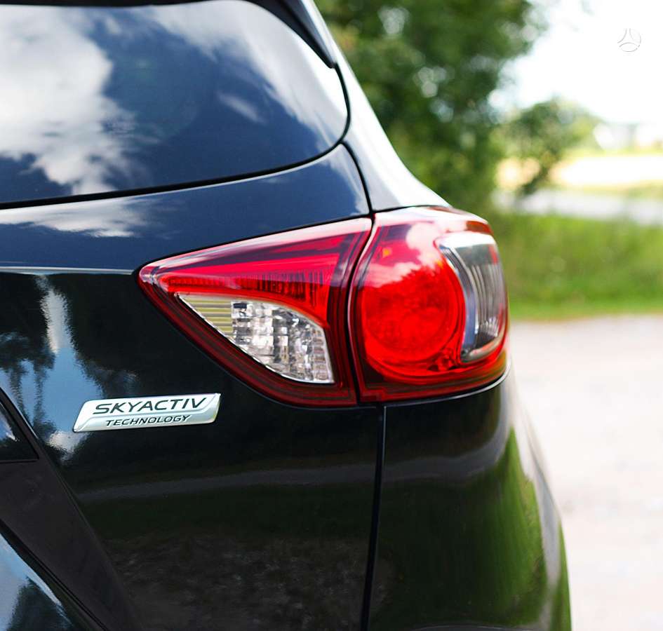 Mazda CX-5, 2.2 l., off-road / crossover