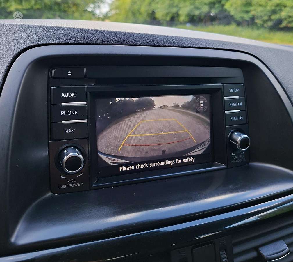 Mazda CX-5, 2.2 l., off-road / crossover
