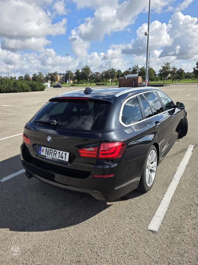 BMW 525, 3.0 l., Универсал