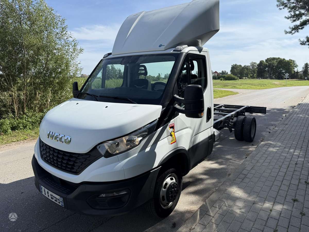 Iveco 50C16, šasija