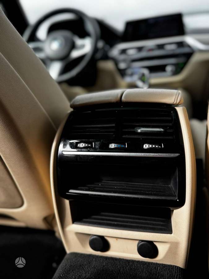 BMW 530, 2.0 l., Седан