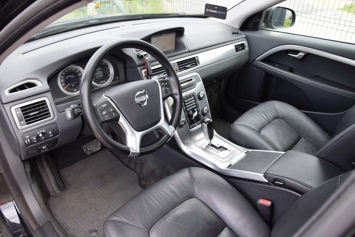 Volvo V70, 2.0 l., Универсал