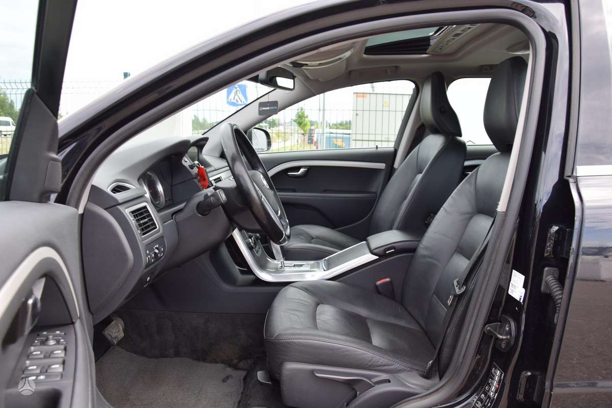 Volvo V70, 2.0 l., Универсал