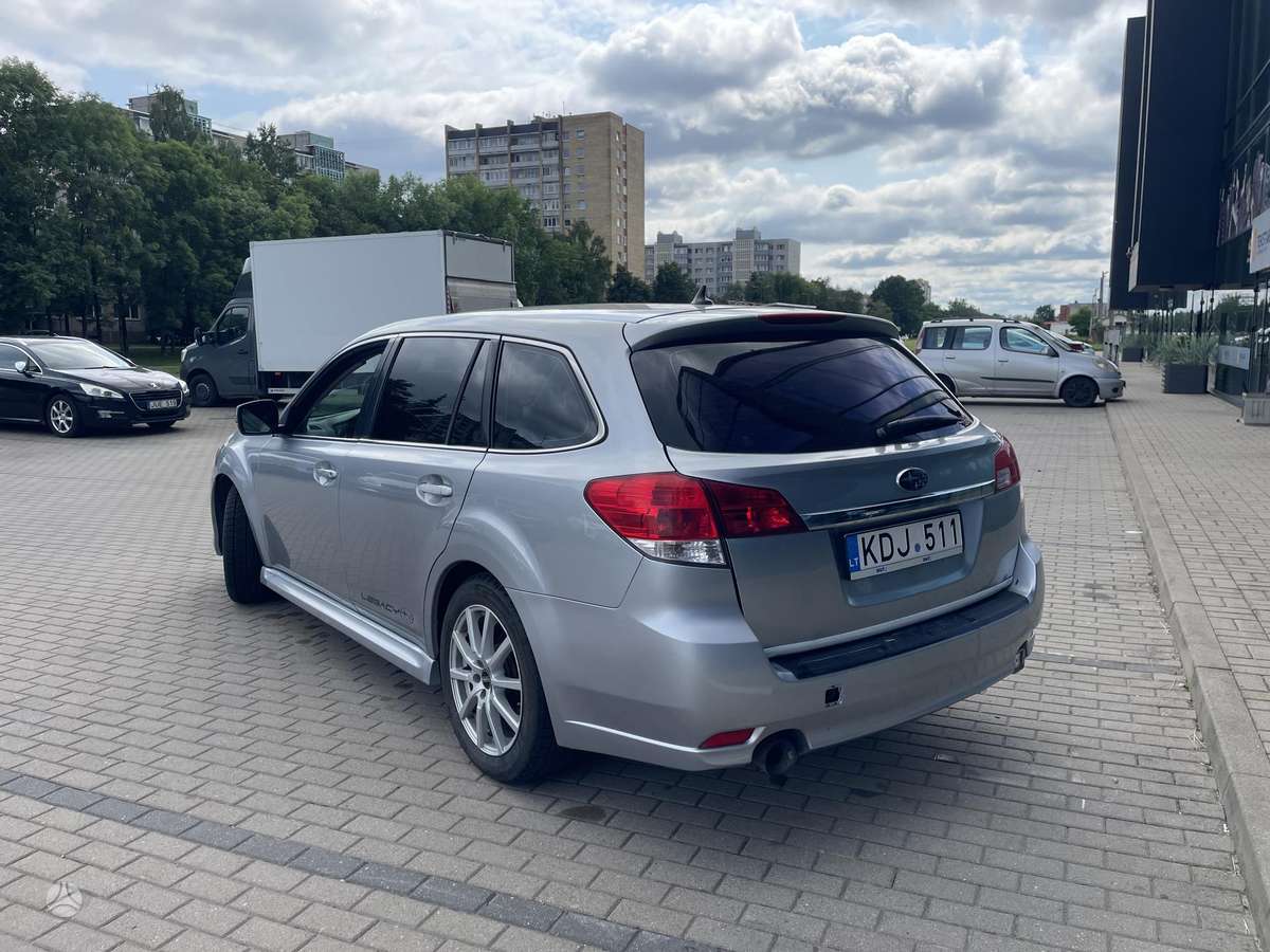 Subaru Legacy - 4