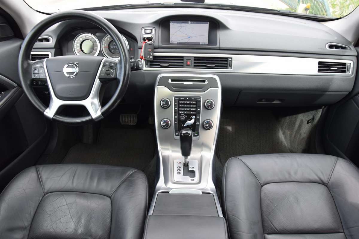 Volvo V70, 2.0 l., Универсал