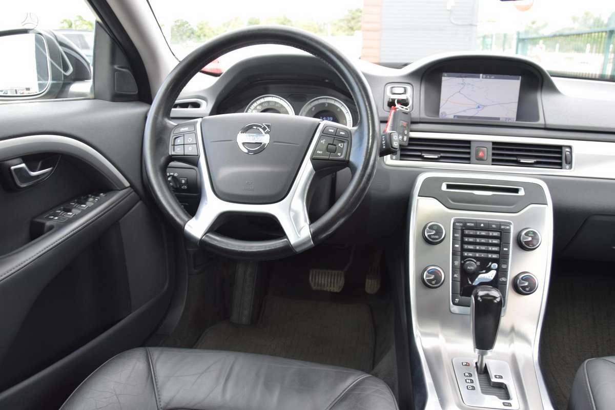 Volvo V70, 2.0 l., Универсал