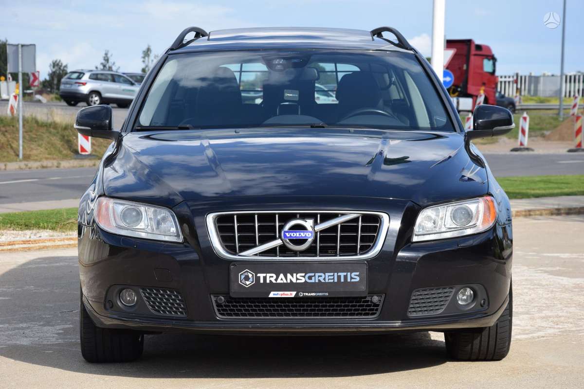 Volvo V70, 2.0 l., Универсал
