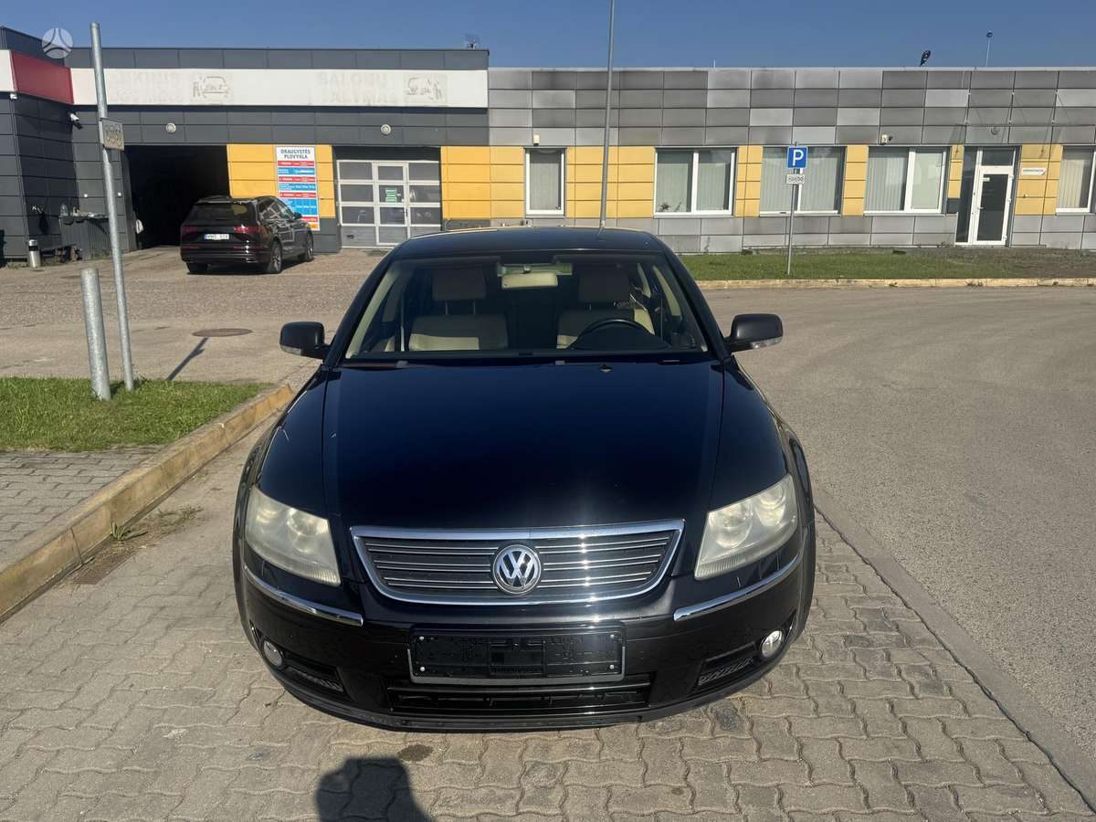 Volkswagen Phaeton - 2