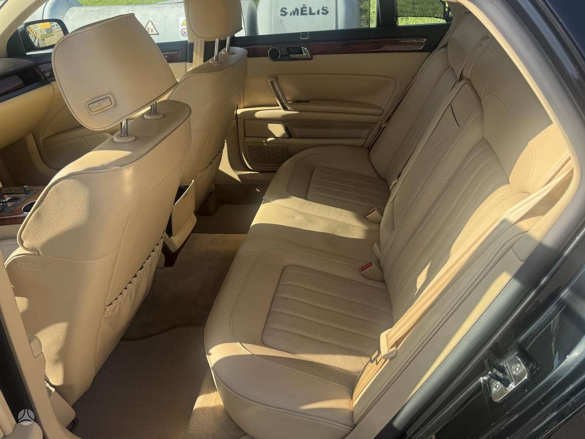 Volkswagen Phaeton - 9