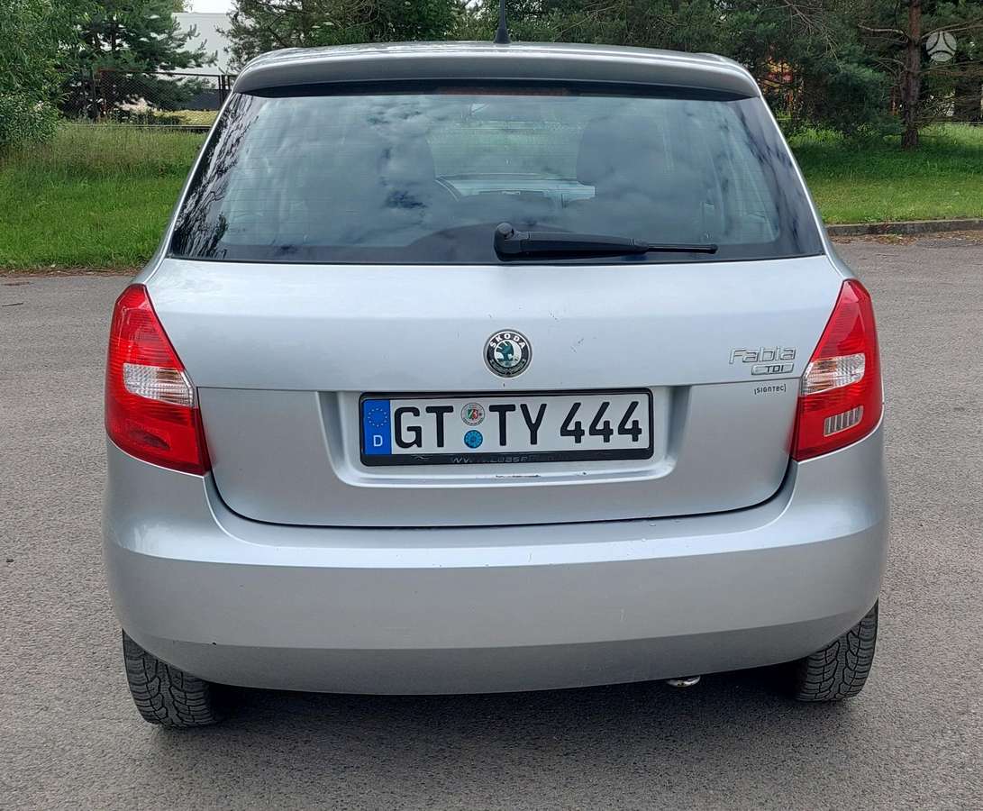 Škoda Fabia - 5