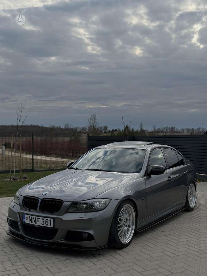 BMW 325, 2.5 l., Седан