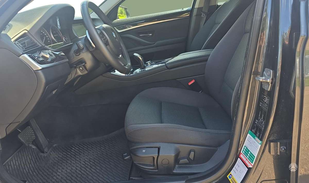 BMW 520, 2.0 l., Седан